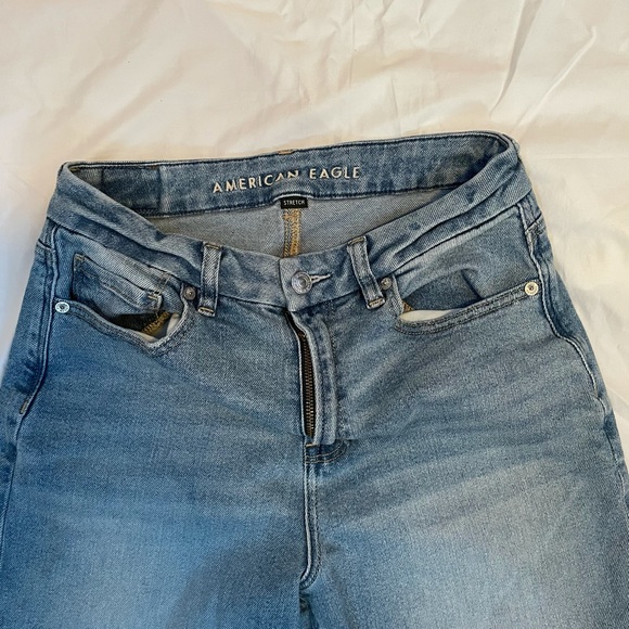 American Eagle Women size 6 stretch short Jeans - Picture 4 of 6